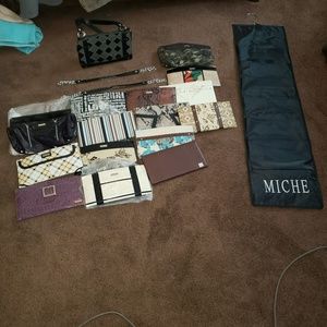 Miche purse w/ handles and shells